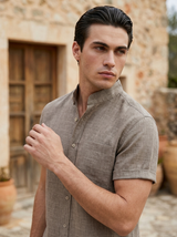 Men's Linen Short Sleeve Button-Up Shirt